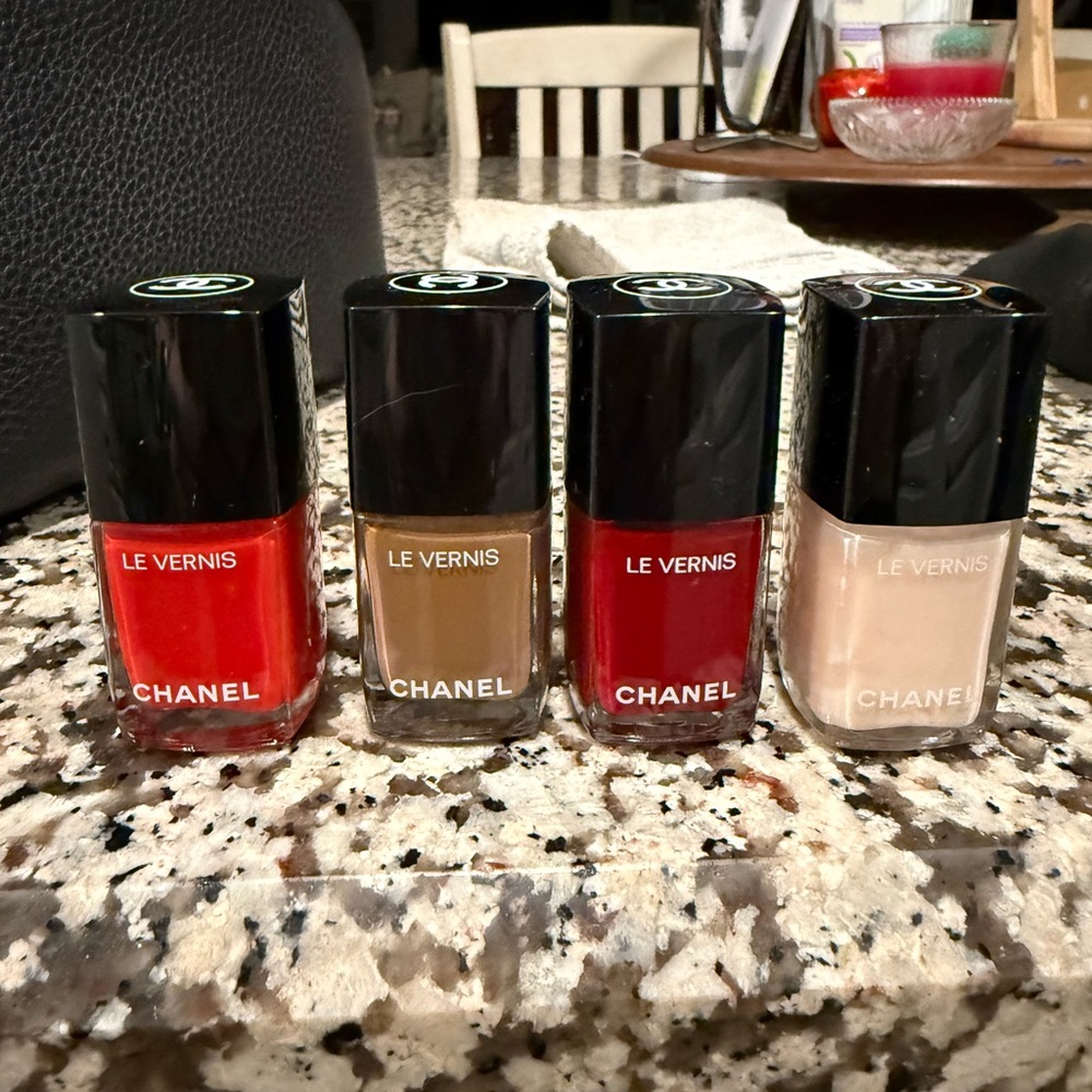 Chanel Le Vernis Nail Polish